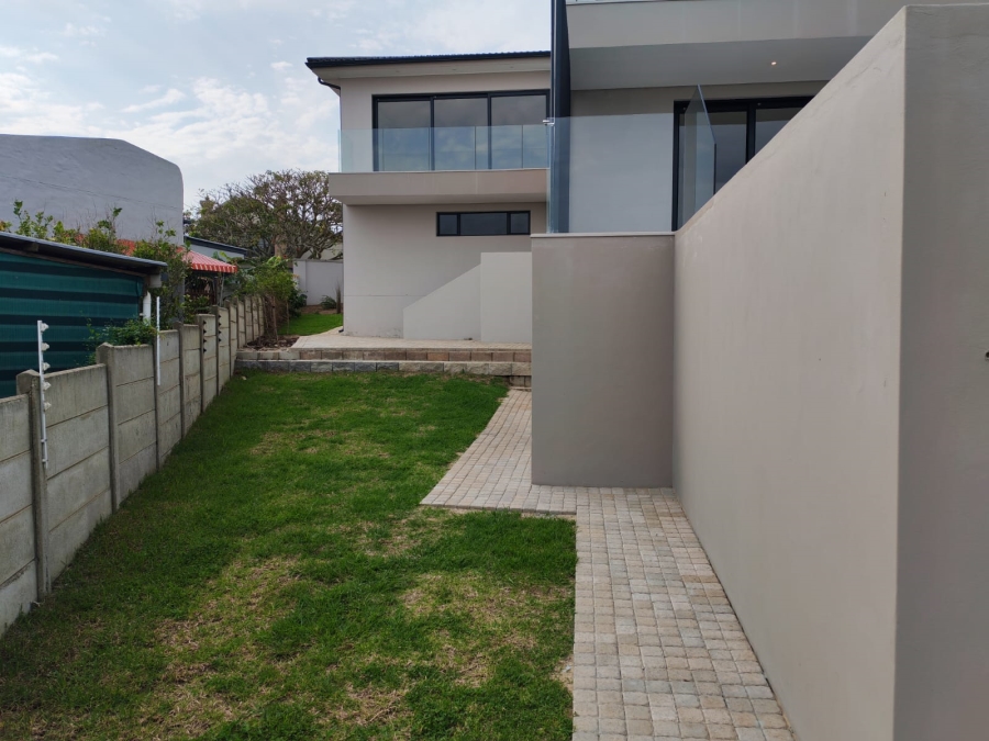 4 Bedroom Property for Sale in Dana Bay Western Cape